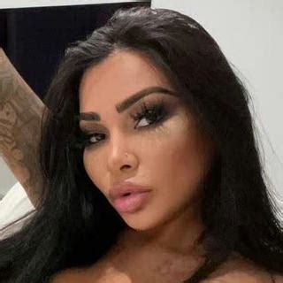 Brittanya Razavi (@seebrittanya) free naked +18 photos by。